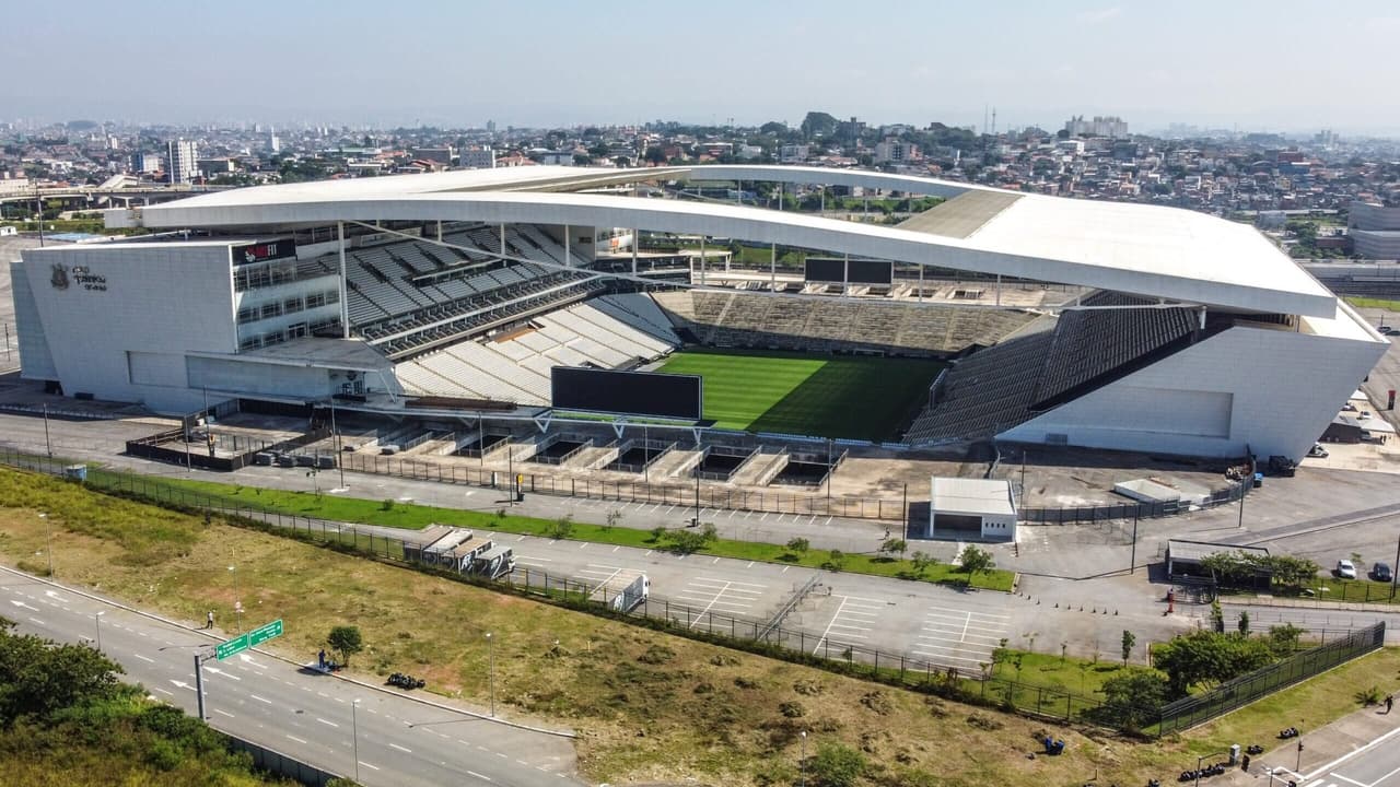 Estádio GAVIÕES DA FIEL F. C.